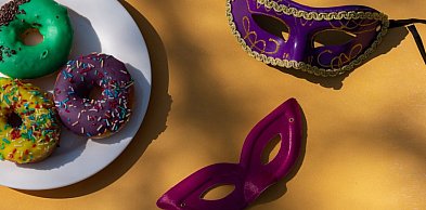 Karnawał w domu lub w pracy – jak stworzyć imprezowy klimat?