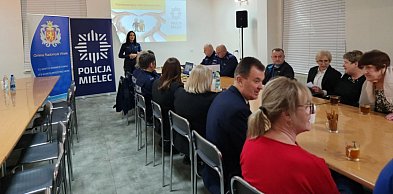 Spore zainteresowanie policyjną debatą