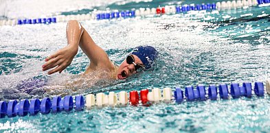 Pływacka rywalizacja na Krytej Pływalni MOSiR. Zawody IKAR Stal Mielec [FOTO]