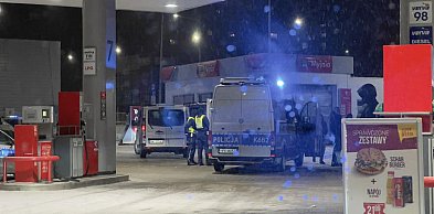 Awantura na Orlenie, sześć patroli na miejscu