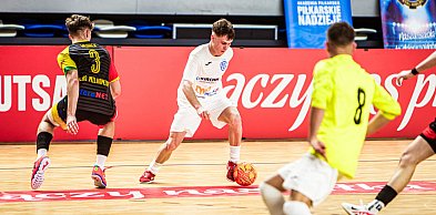 Młodzieżowe Mistrzostwa Polski w Futsalu U-19 trwają w Mielcu! [NA ŻYWO]