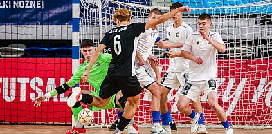 Mistrzostwa U-19: ważny mecz Stali wieczorem [FOTO, NA ŻYWO]