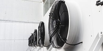 Montaż klimatyzatorów jako praktyczna ścieżka do zawodu z przyszłością