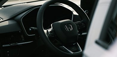 26-latek pędził przez Kwiatkowskiego. Stracił prawo jazdy