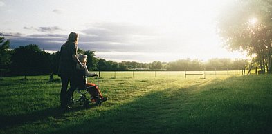 Dofinansowanie NFZ na zakup produktów chłonnych a reklamacja – jakie są zasady?