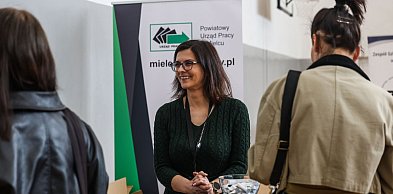 Powiatowe Targi Pracy w Mielcu. Tłumy odwiedzających