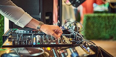 Organizacja przyjęć weselnych w mieście i na wsi