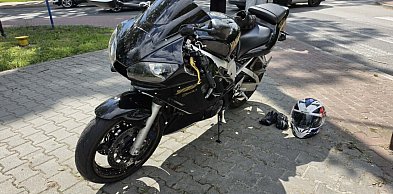 Motocyklista ze złamaną nogą po wypadku! [FOTO]