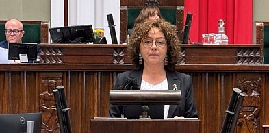 Posłanka Elżbieta Burkiewicz krytykuje weto prezydenta