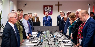 Szpitalna sesja może mieć ciąg dalszy. W tle referendum...