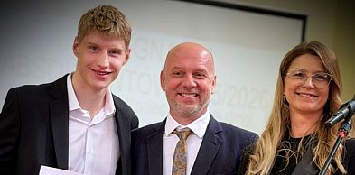 Kacper Wołowiec piłkarzem Puszczy Niepołomice