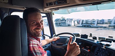 Tachograf inteligentny 2 generacji – co zmienia dla kierowców i firm transportowyc