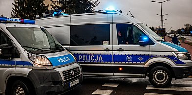 19-latek wrzucił miejską hulajnogę do Wisłoki. Usłyszał dwa zarzuty