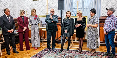 Zamek Przecław zainaugurował działalność kulturalną! Wystawa malarstwa [FOTO]-101247