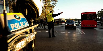 1 listopada: jakie zmiany w ruchu przy cmentarzach? Sprawdź-101576