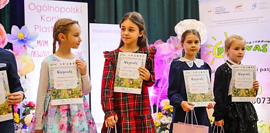 Finał konkursu akwarelowego. Setka młodych artystów z nagrodami  [FOTO]-102813