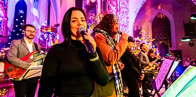 Koncert Kolęd w Przecławiu: muzyczne święto wspólnoty [FOTO, WIDEO]-104473