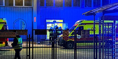 Służby ratunkowe na Strefie. Pięć osób w szpitalu