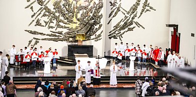 Wielki Piątek w parafii Ducha Świętego w Mielcu