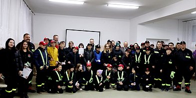 „Świetlik – bądź bezpieczny po zmierzchu” w Surowej-101274