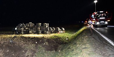 Tragiczny wypadek. Nie żyje kierowca ciężarówki-103584