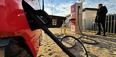 Trzy oferty na ładowarki do autobusów. Jakie ceny?-104401