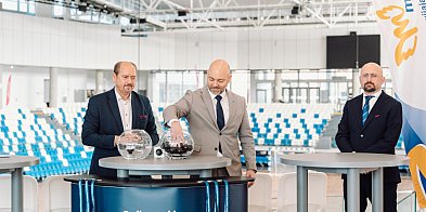 Znamy grupy Młodzieżowych Mistrzostw Podkarpacia w futsalu. Wyniki losowania