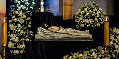 Triduum Paschalne w mieleckich kościołach [PROGRAM]