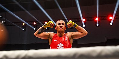 Jakub Pałka wygrał przed mielecką publicznością podczas Suzuki Boxing Night 41