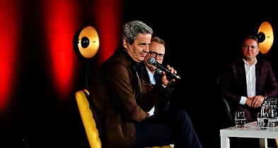 Spotkanie z aktorami w Mielcu. Piotr Polk o sile marzeń i magii teatru [FOTO]-101385