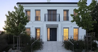 Willa przy Bulwarach w Mielcu wyróżniona w konkursie Fasada Roku 2025-102374