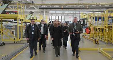 PZL Mielec po wizycie minister: kluczowe znaczenie…-104269