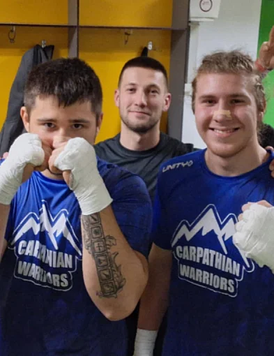 Mocny występ Iron Dragon MMA na gali Carpathian Warriors 17-102696