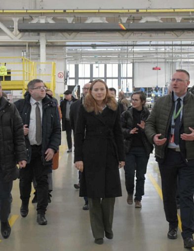 PZL Mielec po wizycie minister: kluczowe znaczenie…-104269