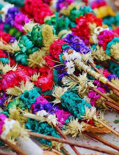 Rodzinne warsztaty palm wielkanocnych w GOK Grochowe