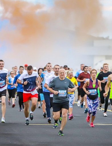 „Bieg Iskry” wraca do Mielca. Niezwykłe bieganie na pasie startowym lotniska