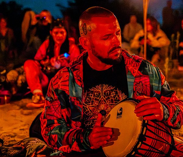 Handpanowa Pełnia nad Stawami – muzyczna magia mimo zachmurzonego nieba [FOTO]-99888