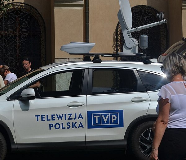 Zmiany w Telewizji Polskiej. Te kanały mogą przejść do historii-100194
