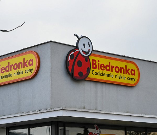 Nowe rozwiązanie w popularnej sieci. Ma ułatwić codzienne zakupy-100998