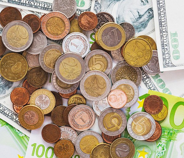 Koniec znanego kantoru internetowego. Co z poszkodowanymi po upadłości?-101584