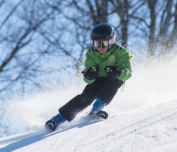 Ferie zimowe po nowemu. Decyzja MEN rozwścieczyła tysiące rodziców-101940