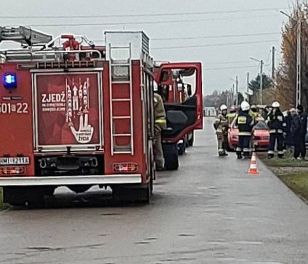 Wypadek z udziałem motocykla w Łysakowie-102032