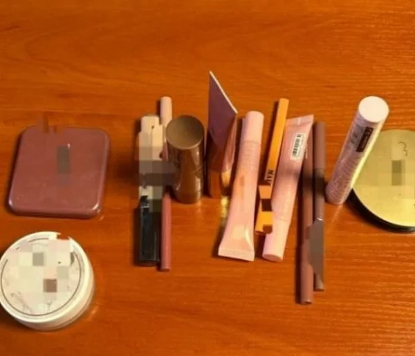 Nastolatka okradała drogerię. Sprawa w sądzie rodzinnym-102191