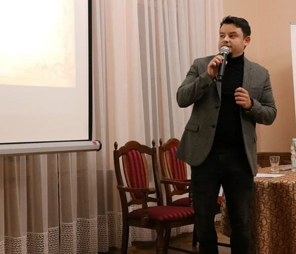 O Mieleckich u Oborskich. Wykład przy kawie-102485