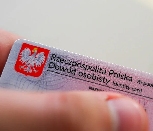 Nie musisz już biec do fotografa. Zdjęcie do dokumentów zrobisz w domu-103566