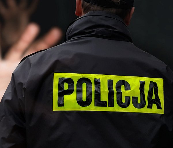 Przemoc domowa. Mąż znęcał się nad żoną, syn nad matką-103743