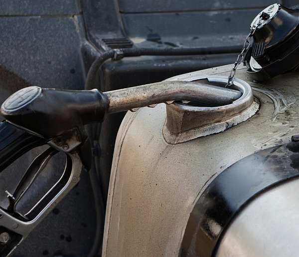 Kradzież karty paliwowej. Straty na ponad 14 tysięcy!-103746