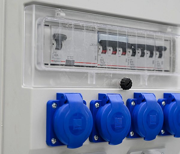 Dostawcy prądu pod presją. Te zmiany odczują odbiorcy-104259