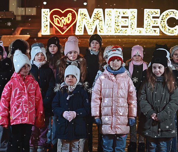 „Głos całego świata” ze Scholi Dziecięcej z Mielca zdobywa I miejsce-104452