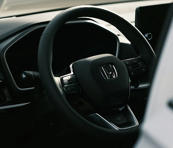 26-latek pędził przez Kwiatkowskiego. Stracił prawo jazdy